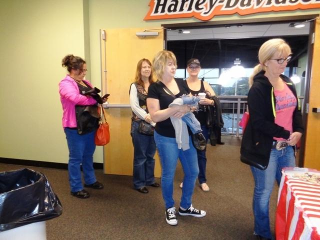 Debbie - Gator Harley Womens Conference 04-06-2016 (27)