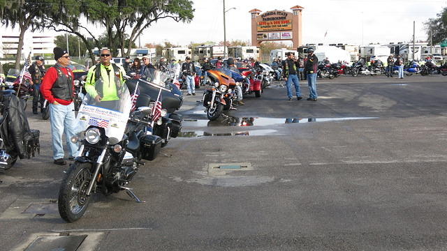 Vietnam Veteran Wall Memorial Escort 1-13-15 (17)