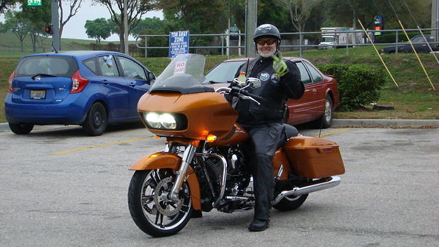 Daytona Pin Stop 03-07-2015 es (11)