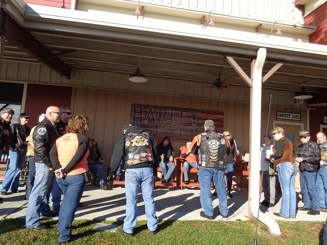 Randys Ride Oakwood Smokehouse 11-25-2017 (16)
