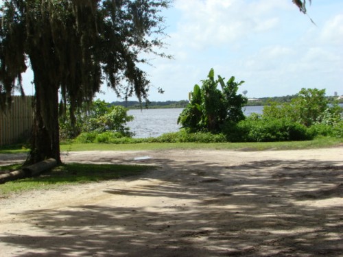 aau
